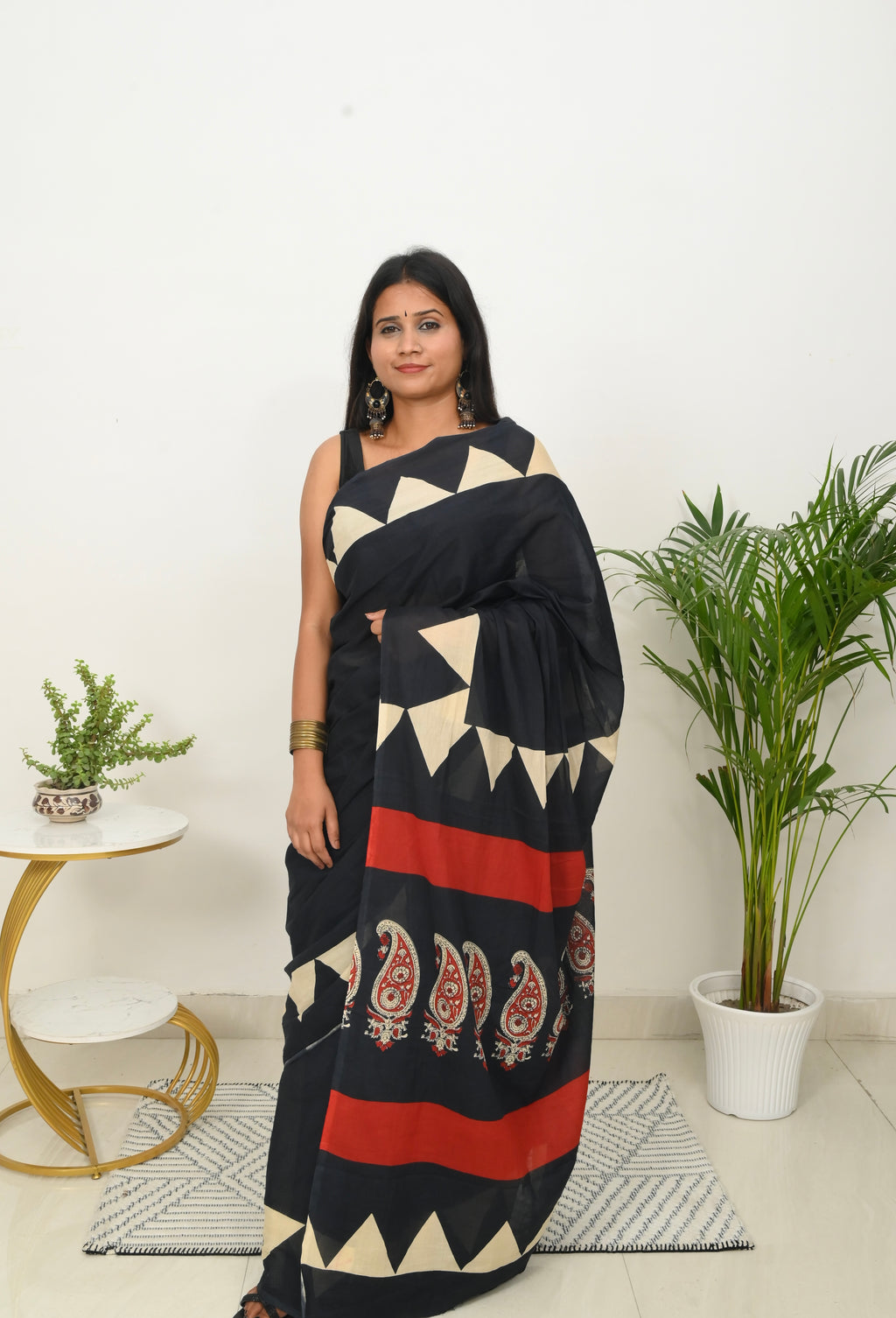 Mulmul Saree - Siyaah Khwaab